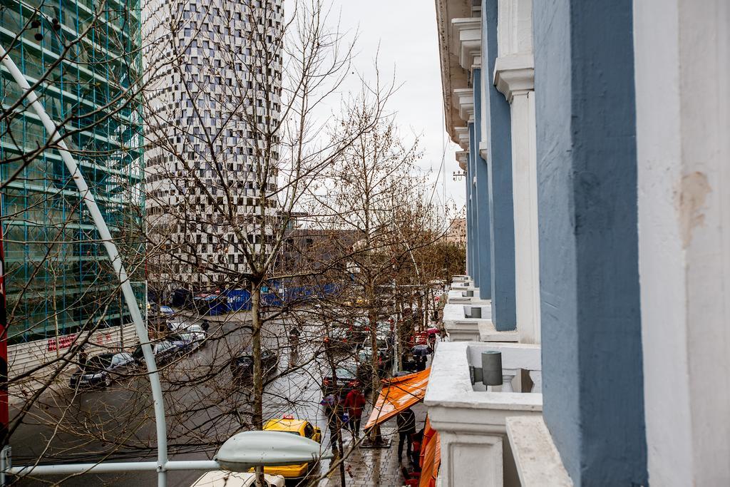Living Hotel Tirana Pokój zdjęcie