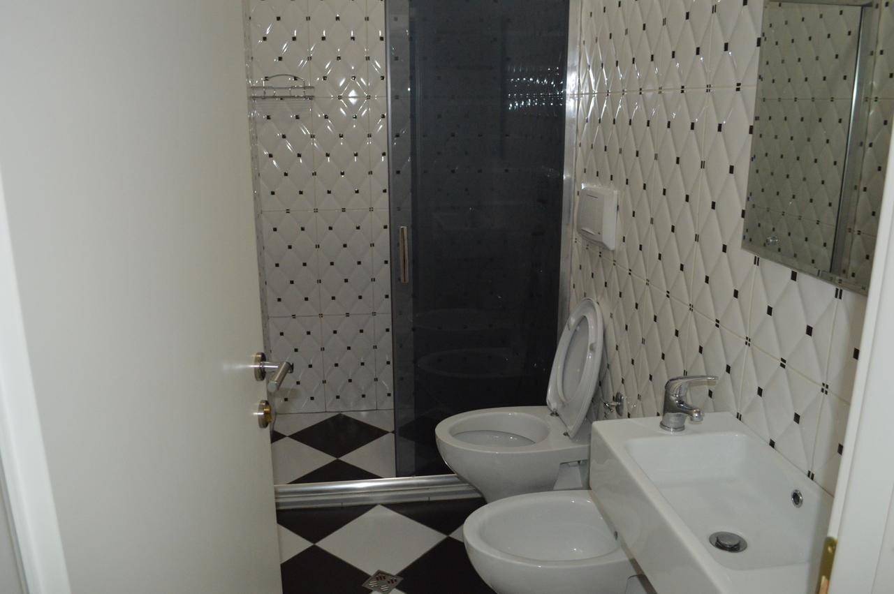 Living Hotel Tirana Zewnętrze zdjęcie